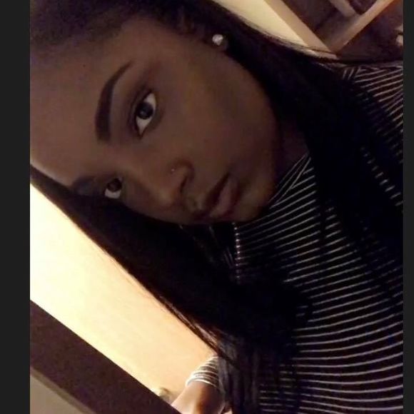 Meet your Posher, Trinity - Picture 1 of 1